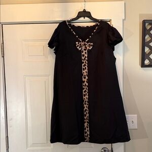 SHEIN Black Dress with Leopard Print Accent